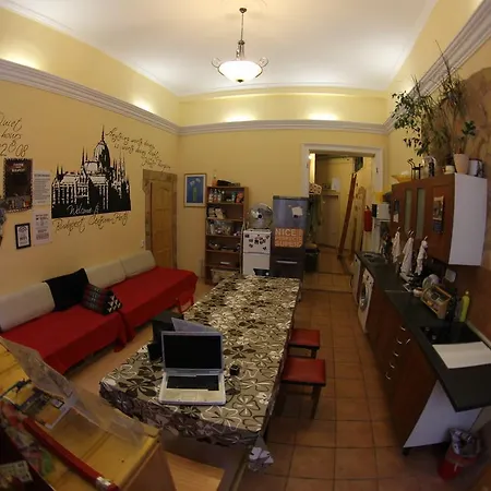 بيت شباب Centrum Cozy *