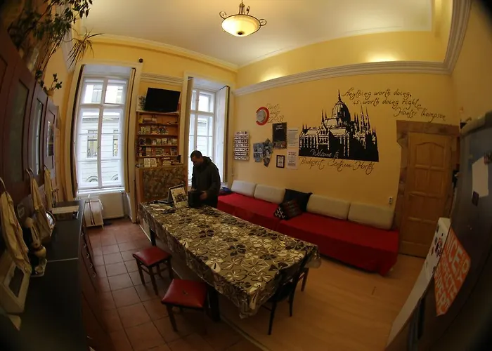 Vandrarhem Centrum Cozy *