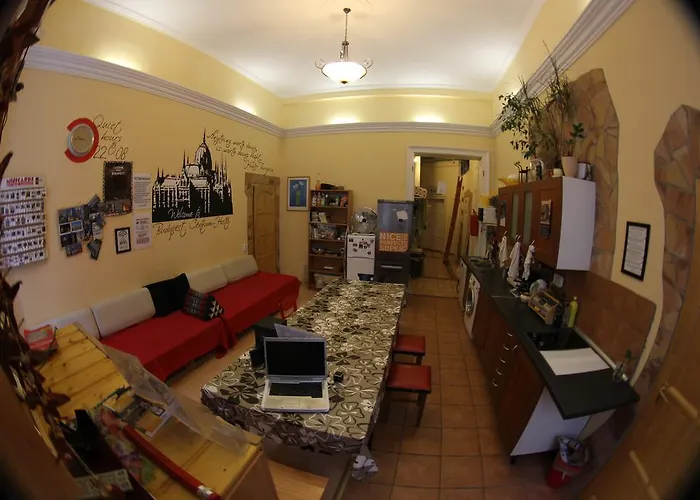 Vandrarhem Centrum Cozy *