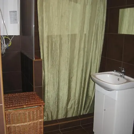 Centrum Cozy Hostel *